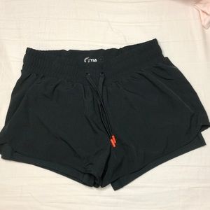 Zyia Active Running shorts Medium
